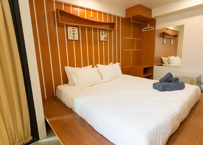 2 Feel Bed Station